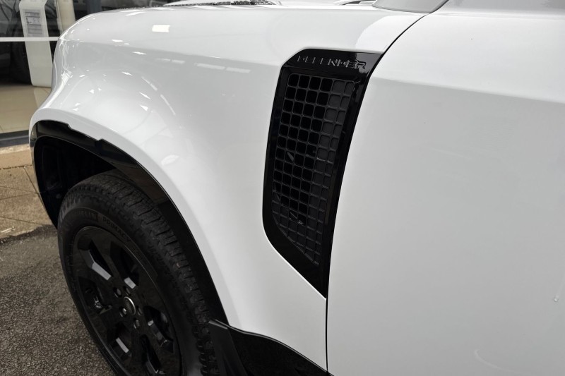 Used Land Rover Defender 2024 for sale - 77375917: Photo 20