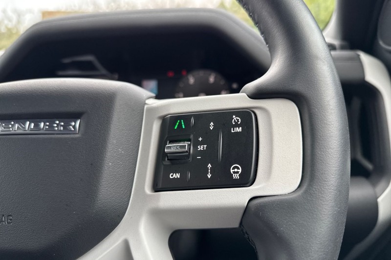 Used Land Rover Defender 2024 for sale - 77375917: Photo 29