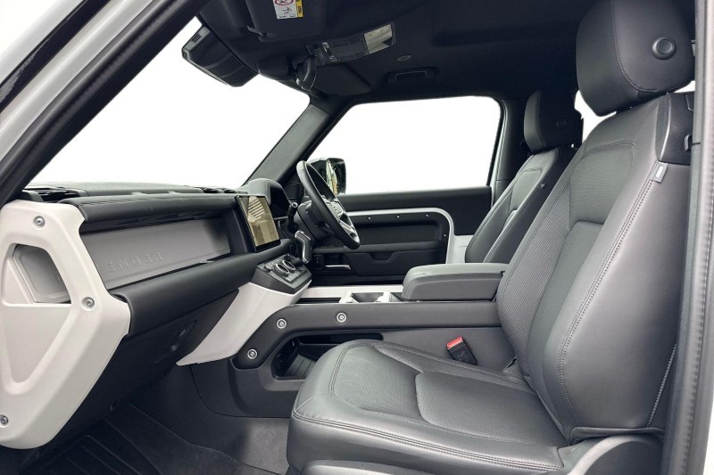 Used Land Rover Defender 2024 for sale - 77375917: Photo 3