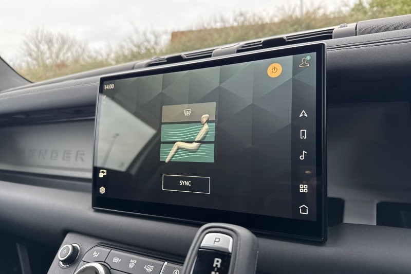 Used Land Rover Defender 2024 for sale - 77375917: Photo 34