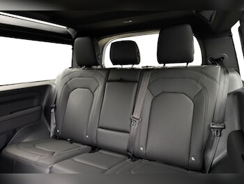 Used Land Rover Defender 2024 for sale - 77375917: Photo