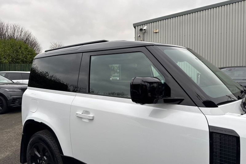 Used Land Rover Defender 2024 for sale - 77375917: Photo 53