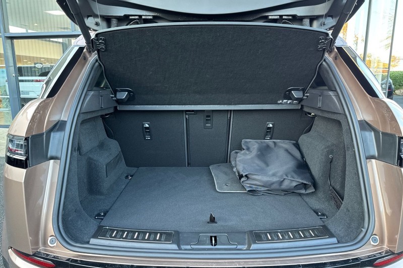 Used Land Rover Range Rover Evoque 2024 for sale - 76982239: Photo 10