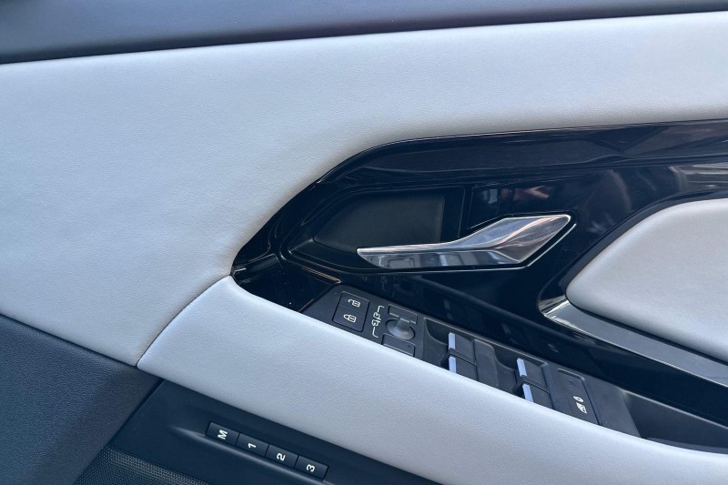 Used Land Rover Range Rover Evoque 2024 for sale - 76982239: Photo 22