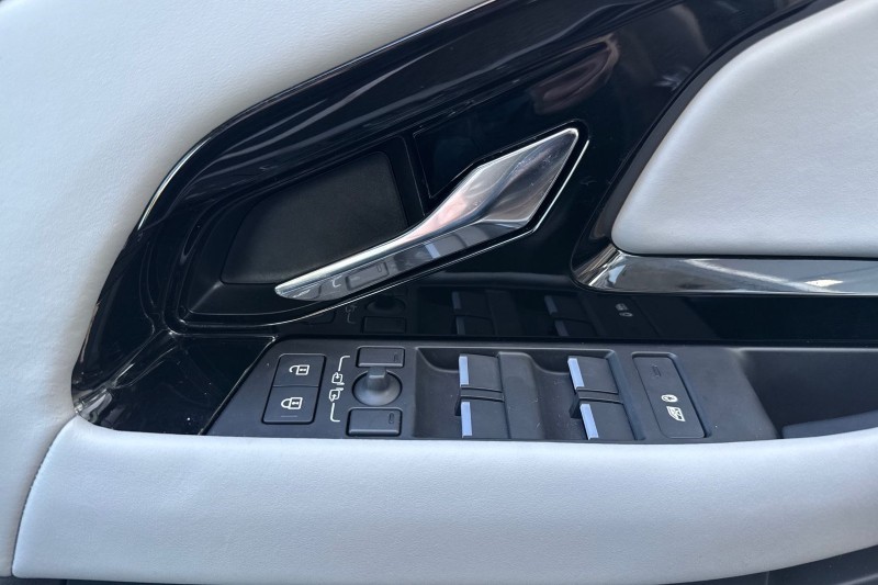 Used Land Rover Range Rover Evoque 2024 for sale - 76982239: Photo 23