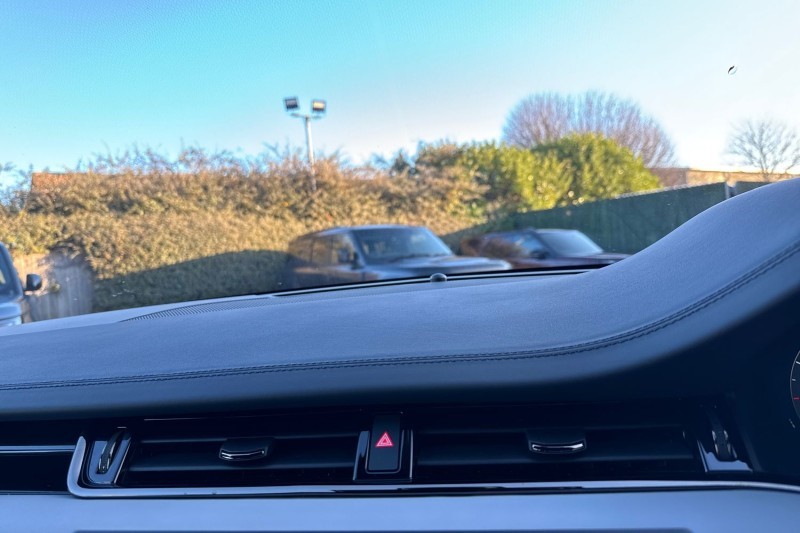 Used Land Rover Range Rover Evoque 2024 for sale - 76982239: Photo 37