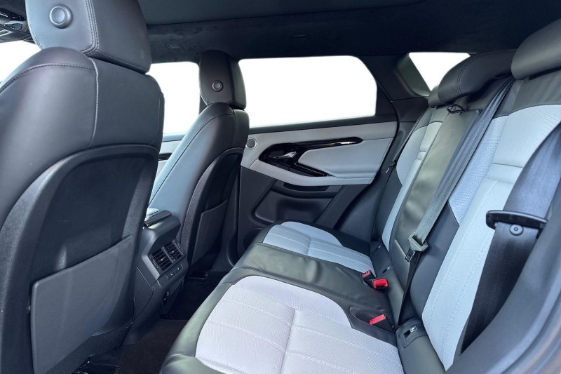 Used Land Rover Range Rover Evoque 2024 for sale - 76982239: Photo 4