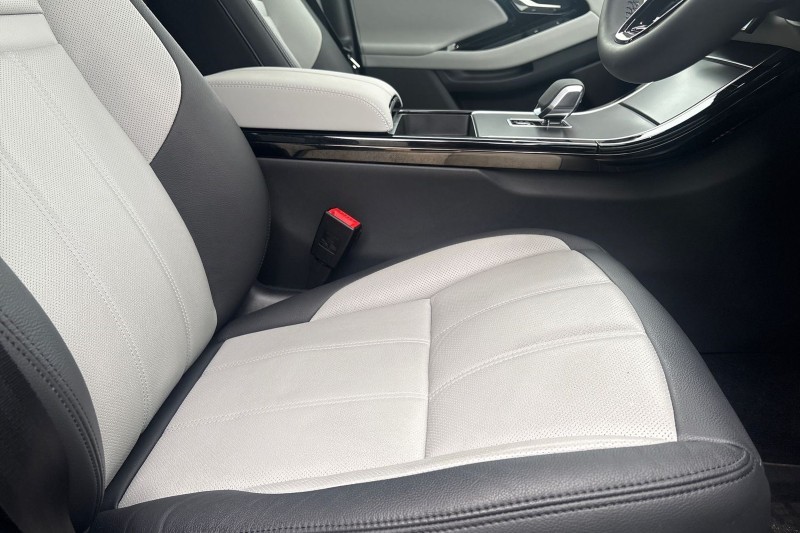 Used Land Rover Range Rover Evoque 2025 for sale - 78190442: Photo 26