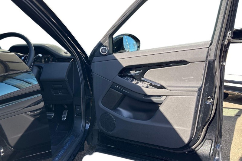 Used Land Rover Range Rover Evoque 2025 for sale - 77732678: Photo 22