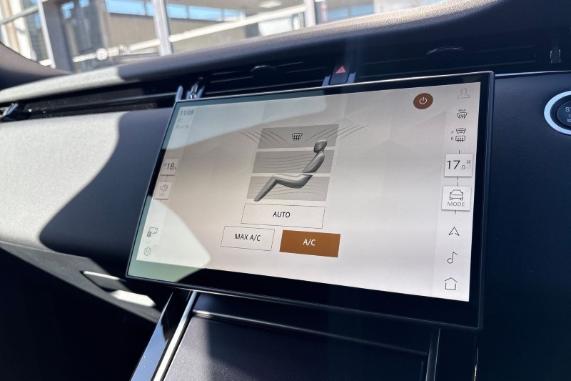 Used Land Rover Range Rover Evoque 2025 for sale - 77732678: Photo 34