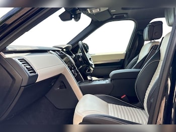 Used Land Rover Discovery 2023 for sale - 79299294: Photo