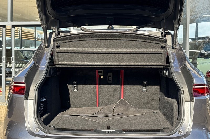 Used Jaguar F-Pace 2022 for sale - 77819276: Photo 10