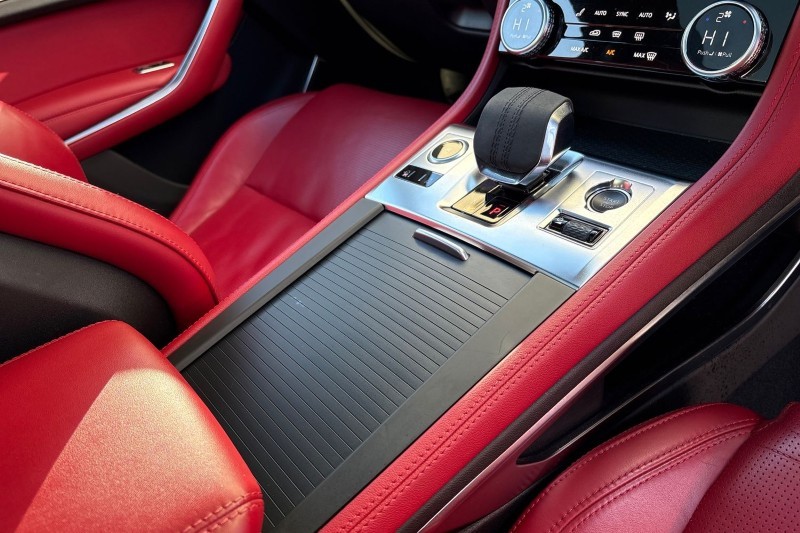 Used Jaguar F-Pace 2022 for sale - 77819276: Photo 13