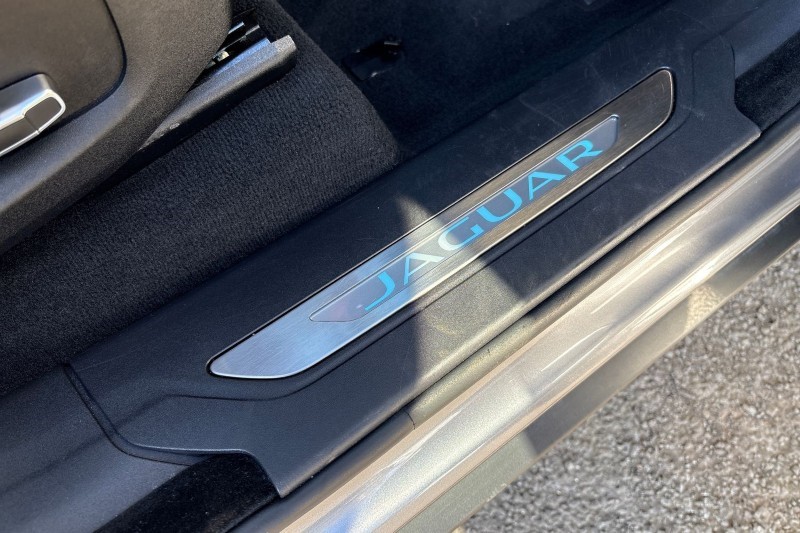 Used Jaguar F-Pace 2022 for sale - 77819276: Photo 41