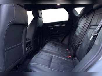 Used Land Rover Range Rover Evoque 2022 for sale - 77233677: Photo