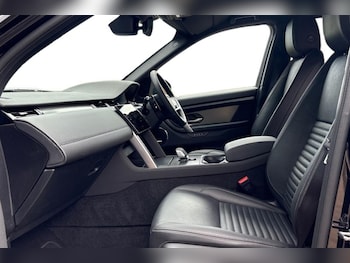 Used Land Rover Discovery Sport 2024 for sale - 78906498: Photo