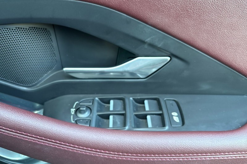 Used Jaguar E-Pace 2021 for sale - 76981465: Photo 24