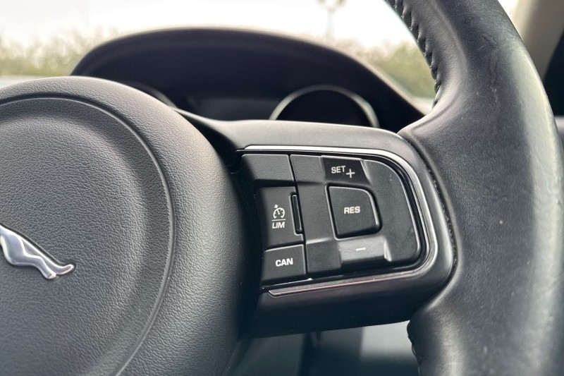 Used Jaguar E-Pace 2019 for sale - 77545392: Photo 29