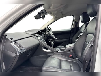 Used Jaguar E-Pace 2019 for sale - 77545392: Photo