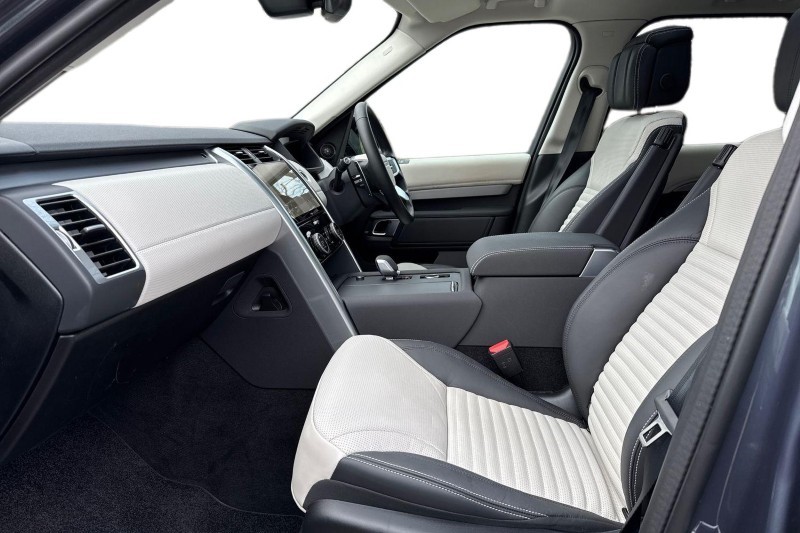 Used Land Rover Discovery 2025 for sale - 77830047: Photo 3