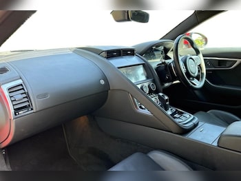 Used Jaguar F-Type 2019 for sale - 79205313: Photo