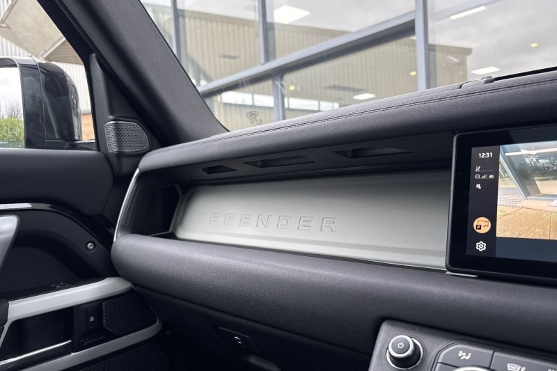 Used Land Rover Defender 2021 for sale - 77220412: Photo 28