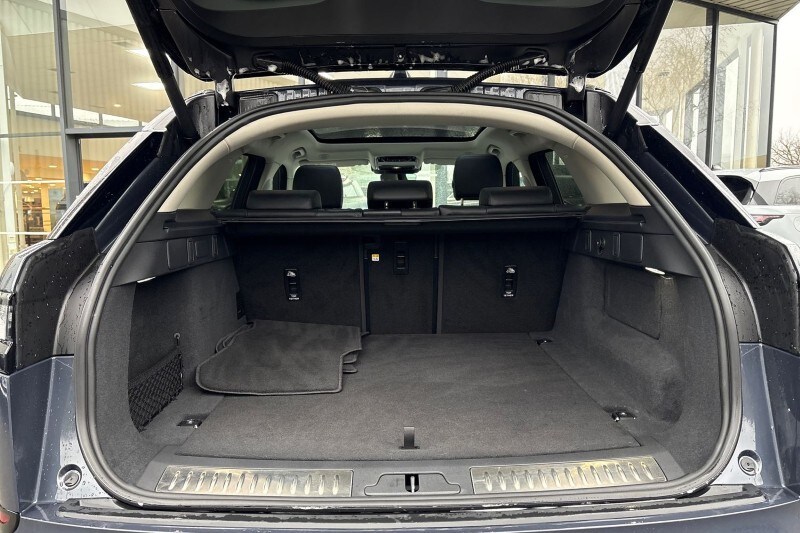 Used Land Rover Range Rover Velar 2025 for sale - 77449923: Photo 10