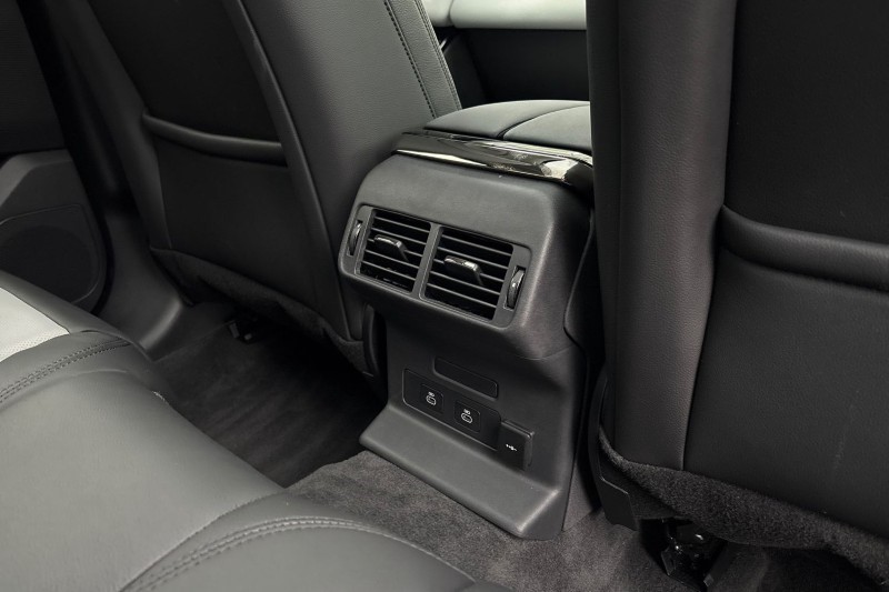 Used Land Rover Range Rover Velar 2025 for sale - 77449923: Photo 18