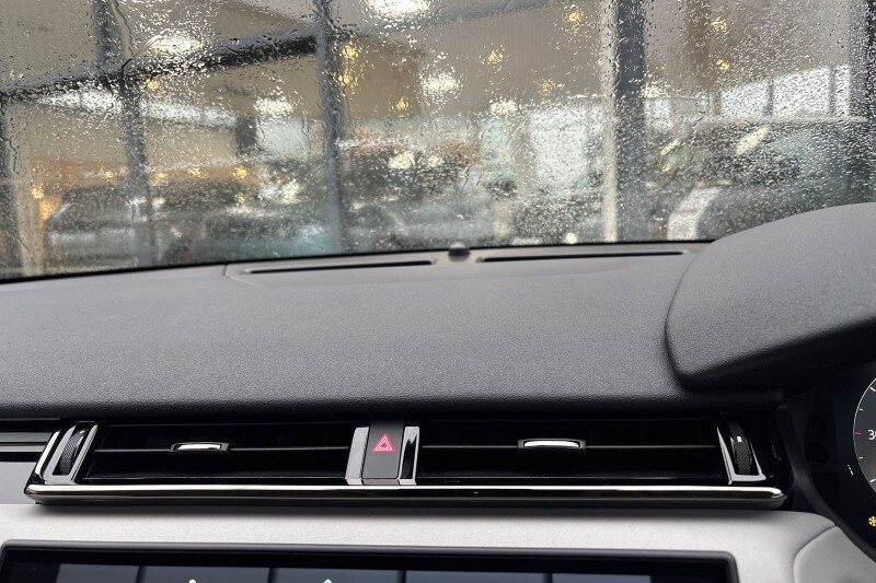 Used Land Rover Range Rover Velar 2025 for sale - 77449923: Photo 37