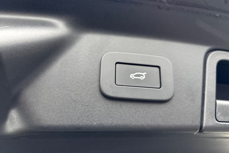 Used Land Rover Range Rover Velar 2025 for sale - 77449923: Photo 43