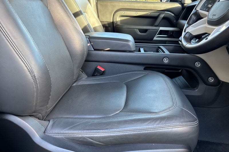 Used Land Rover Defender 2022 for sale - 77005462: Photo 25