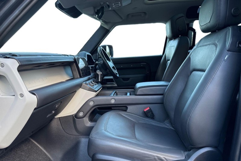 Used Land Rover Defender 2022 for sale - 77005462: Photo 3