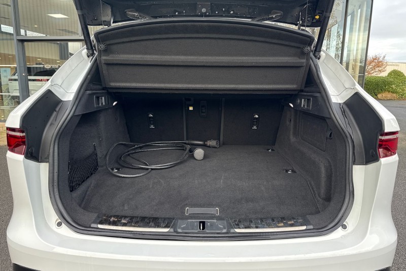 Used Jaguar F-Pace 2022 for sale - 76981351: Photo 10