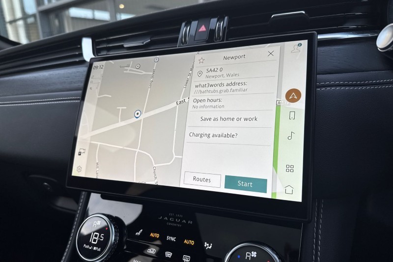 Used Jaguar F-Pace 2022 for sale - 76981351: Photo 11