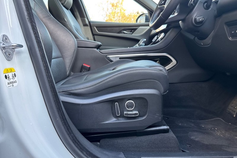 Used Jaguar F-Pace 2022 for sale - 76981351: Photo 24