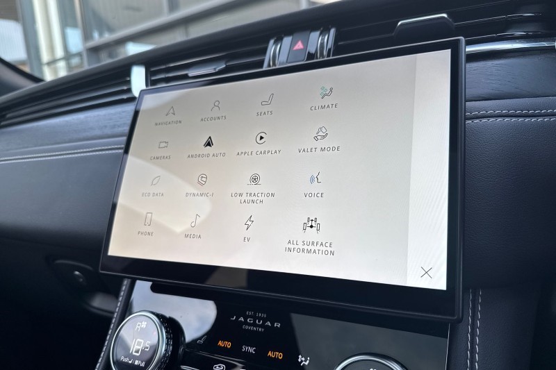 Used Jaguar F-Pace 2022 for sale - 76981351: Photo 33