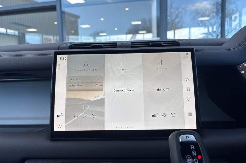 Used Land Rover Defender 2025 for sale - 77965426: Photo 14