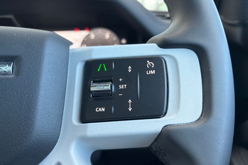 Used Land Rover Defender 2025 for sale - 77965426: Photo 29