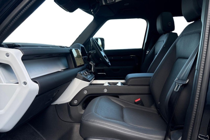 Used Land Rover Defender 2025 for sale - 77965426: Photo 3