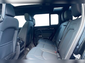 Used Land Rover Defender 2025 for sale - 77965426: Photo