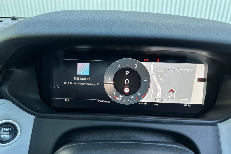 Used Land Rover Range Rover Velar 2025 for sale - 76981489: Photo 16