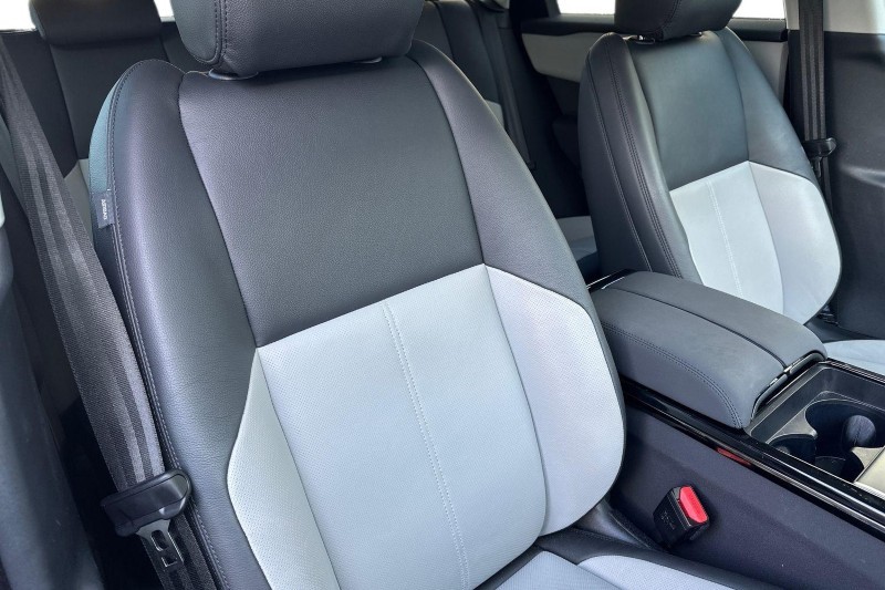 Used Land Rover Range Rover Velar 2025 for sale - 76981489: Photo 26