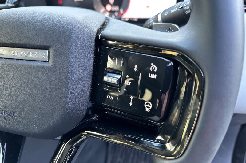 Used Land Rover Range Rover Velar 2025 for sale - 76981489: Photo 27