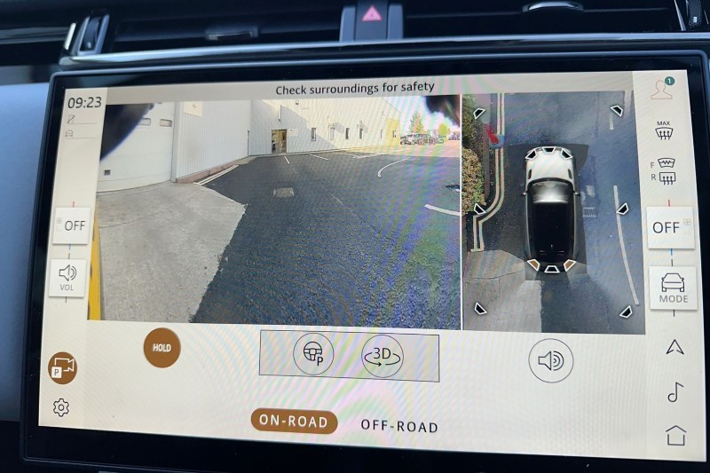 Used Land Rover Range Rover Velar 2025 for sale - 76981489: Photo 32