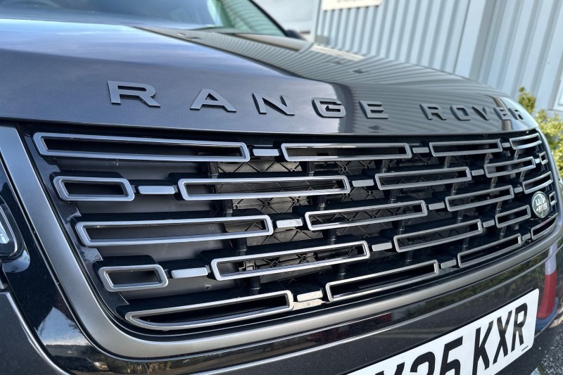 Used Land Rover Range Rover Velar 2025 for sale - 76981489: Photo 45