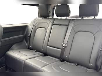Used Land Rover Defender 2025 for sale - 79652718: Photo