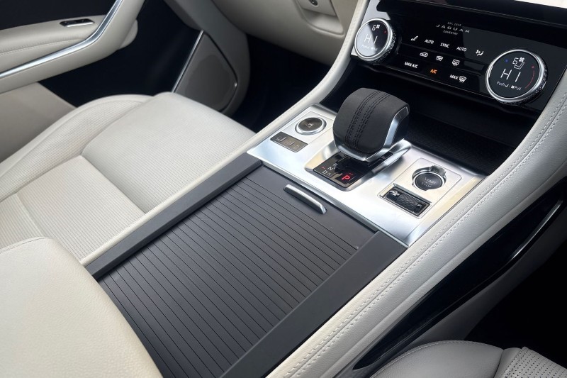 Used Jaguar F-Pace 2022 for sale - 77170630: Photo 13