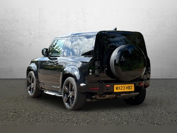 Used Land Rover Defender 2023 for sale - 79604977: Photo