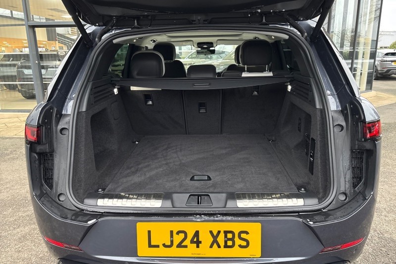 Used Land Rover Range Rover Sport 2024 for sale - 77431310: Photo 10