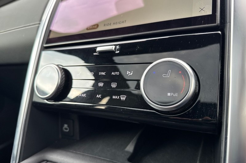 Used Land Rover Discovery 2022 for sale - 77261790: Photo 37